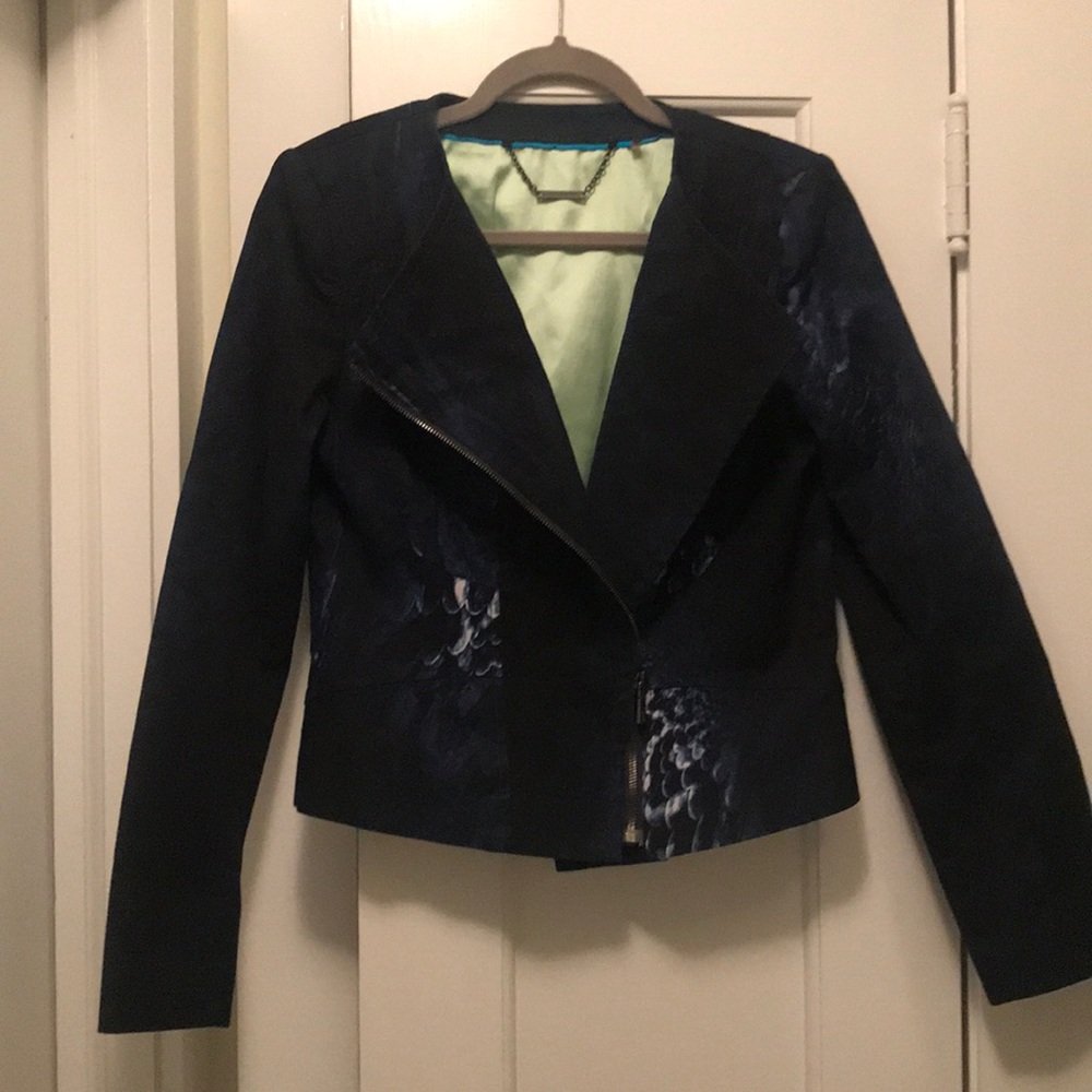 Jacket - Picture 2 of 3